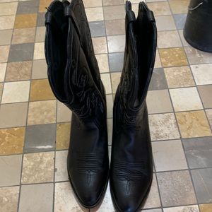 Ariat cowboy boots